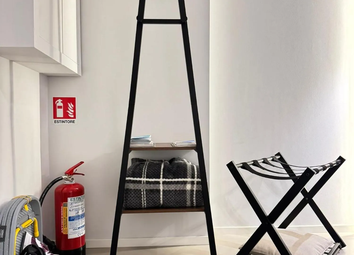Luxury Apartment - Suite Cavour Bari 0*,